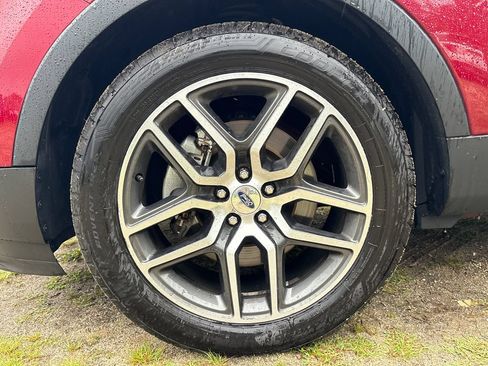 Used 2017 Ford Explorer Sport w/ Equipment Group 401A AWD/4WD image 19
