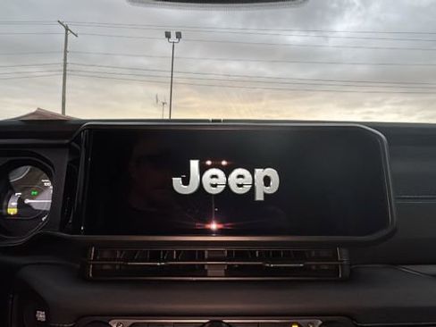 Used 2025 Jeep Wrangler Unlimited Rubicon 4xe w/ Safety Group image 20