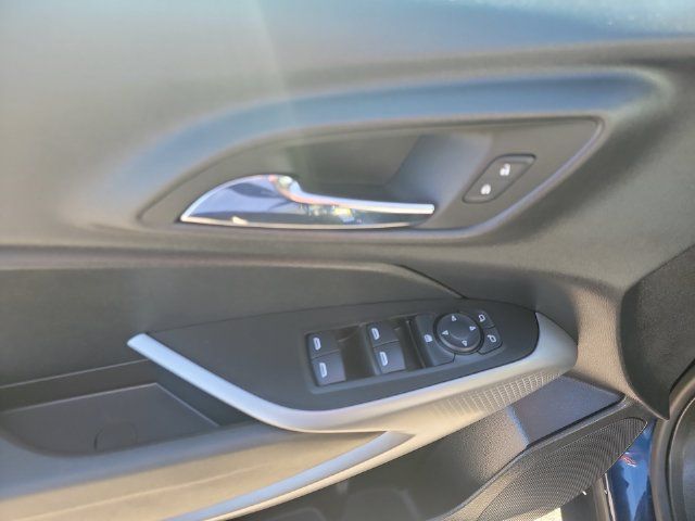 Certified 2024 Chevrolet Trax LS w/ LS Convenience Package FWD image 16