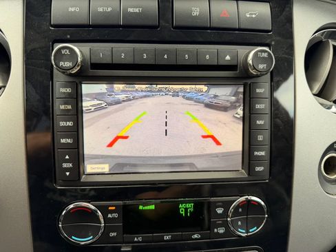 Used 2013 Ford Expedition EL Limited RWD image 25