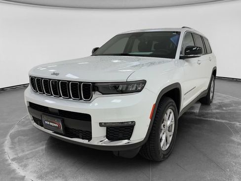 Used 2022 Jeep Grand Cherokee L Limited w/ Luxury Tech Group II AWD/4WD image 7