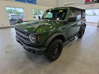 Used 2023 Ford Bronco Black Diamond AWD/4WD video 1