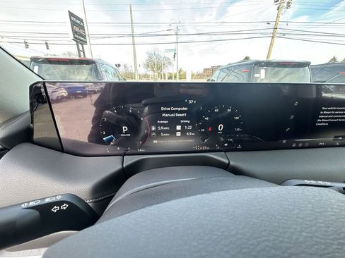 New 2026 Nissan Armada SV AWD/4WD image 15