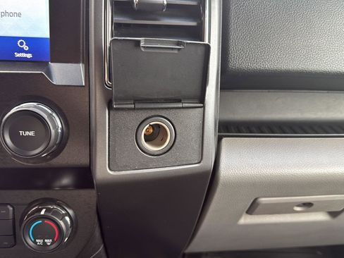 Used 2020 Ford F150 XLT w/ Trailer Tow Package image 30