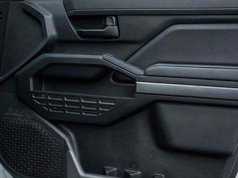 New 2025 Toyota Tacoma SR5 image 8