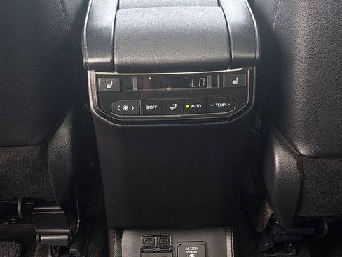 Certified 2026 Toyota Highlander Platinum AWD/4WD image 14