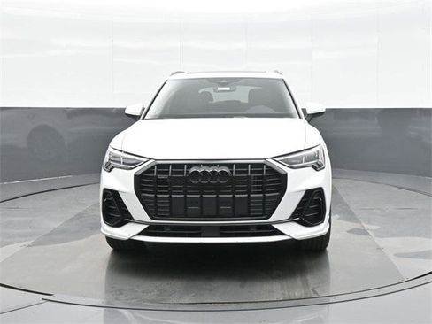 New 2025 Audi Q3 2.0T Premium image 2