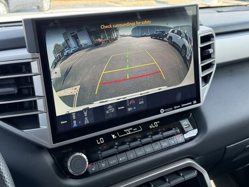 Used 2024 Toyota Sequoia Limited image 31