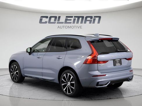 Used 2024 Volvo XC60 B5 Plus image 10