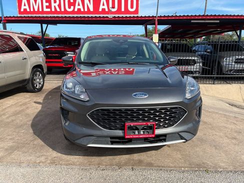 Used 2020 Ford Escape SE AWD/4WD image 4