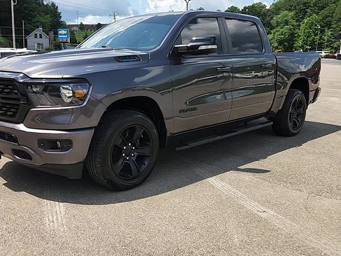 Used 2022 RAM 1500 Big Horn AWD/4WD image 2