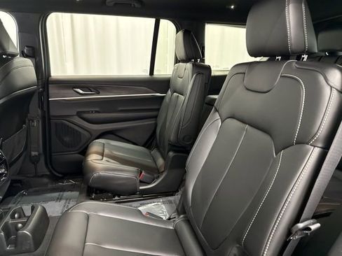 New 2025 Jeep Grand Cherokee L Limited w/ Trailer Tow Package image 37