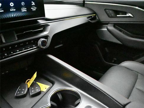 Used 2024 Acura ZDX Type S image 6