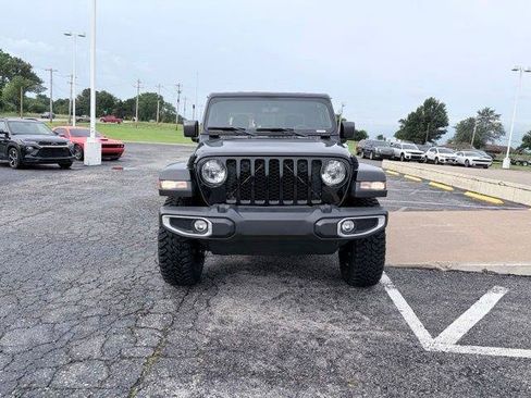 Used 2022 Jeep Gladiator Sport AWD/4WD image 3