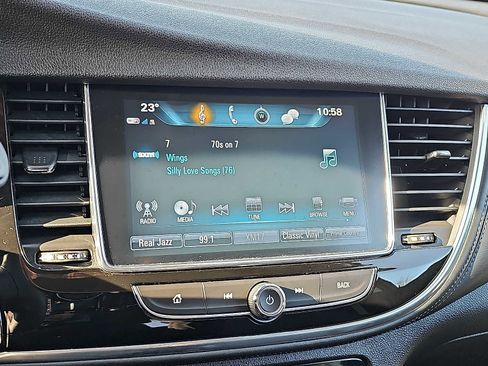 Used 2021 Buick Encore Preferred w/ Safety Package image 21