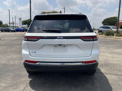 Used 2024 Jeep Grand Cherokee Limited 4xe AWD/4WD image 5