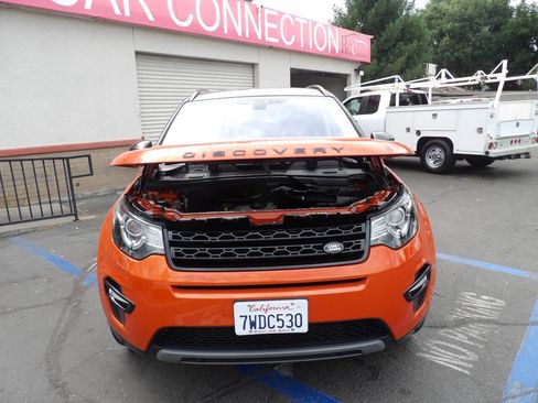 Used 2017 Land Rover Discovery Sport HSE AWD/4WD image 14