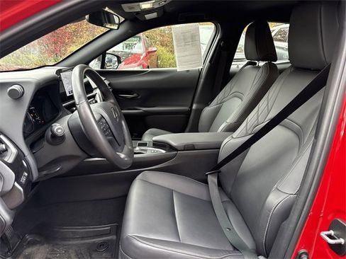 Used 2023 Lexus UX 250h AWD image 15