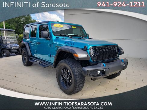 Used 2024 Jeep Wrangler Unlimited AWD/4WD image 1