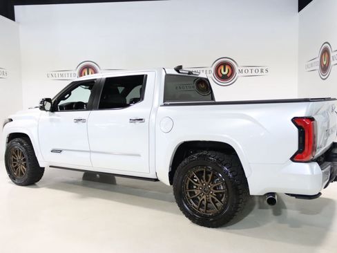 Used 2024 Toyota Tundra Capstone AWD/4WD image 3