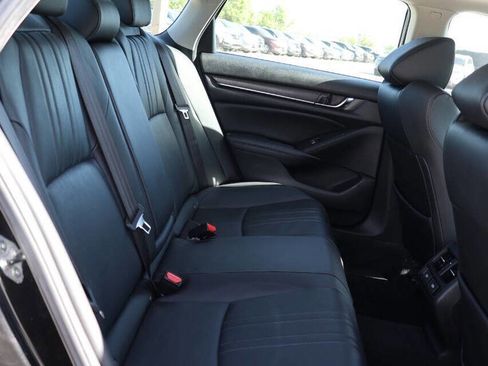 Used 2021 Honda Accord EX-L image 16