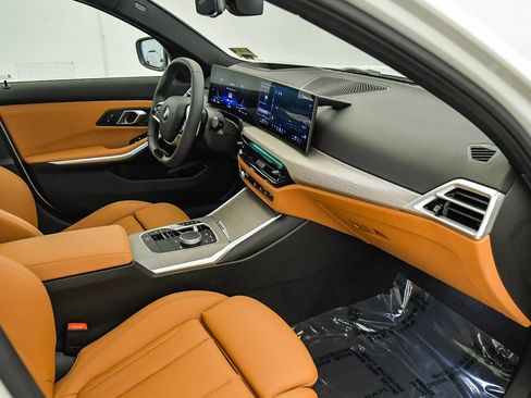 Used 2025 BMW 330i 330i w/ Premium Package image 16