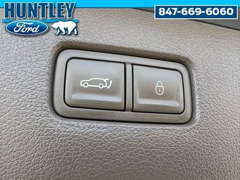 Used 2023 Genesis GV80 2.5T w/ Prestige Package image 14