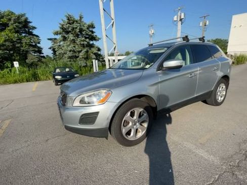 Used 2013 Volvo XC60 3.2 AWD/4WD image 4