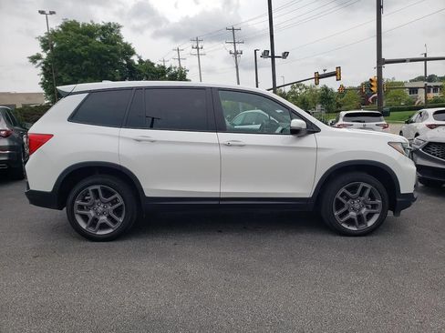 Used 2023 Honda Passport EX-L image 11