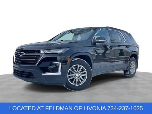 Used 2023 Chevrolet Traverse LT w/ LPO, Floor Liner Package image 1