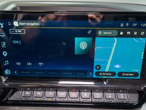 Used 2025 Chevrolet Silverado 1500 ZR2 w/ Technology Package image 23