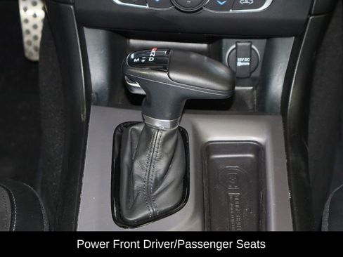 Used 2023 Dodge Charger R/T w/ Plus Group image 13