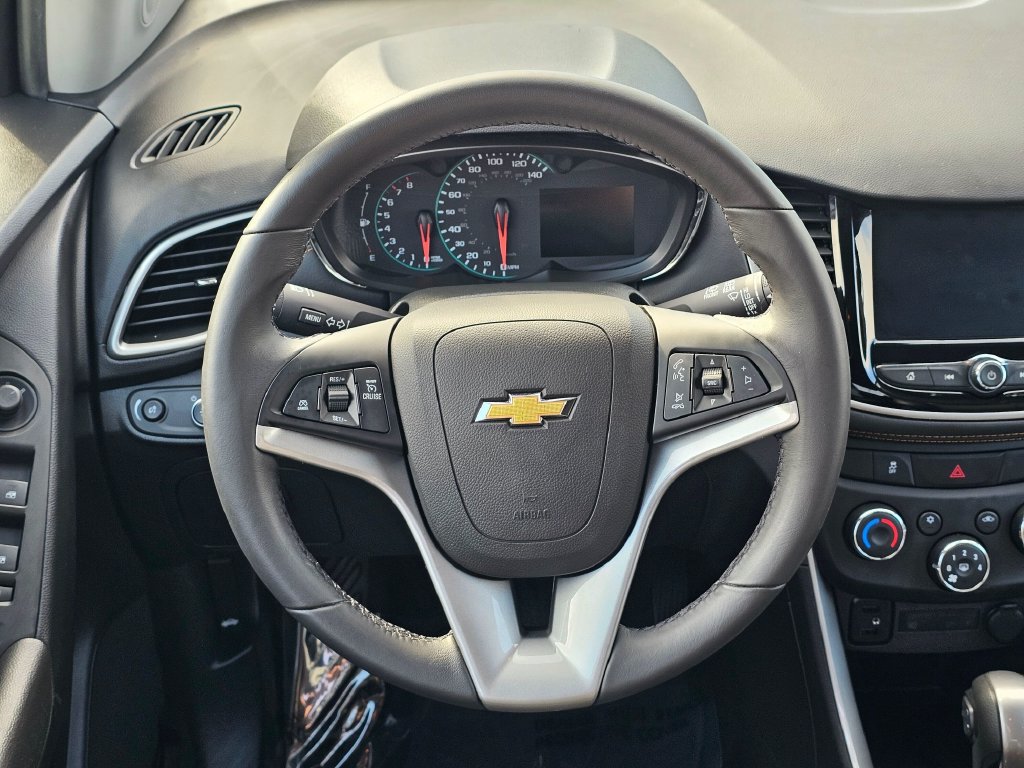 Used 2020 Chevrolet Trax LT w/ LT Convenience Package AWD/4WD image 20