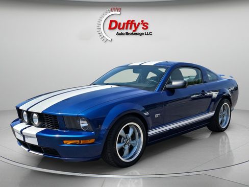 Used 2008 Ford Mustang GT Premium RWD image 12