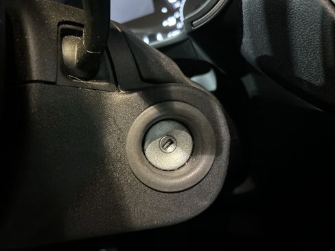 Used 2022 Ford Escape S image 22