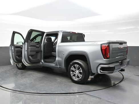Used 2025 GMC Sierra 1500 SLT AWD/4WD image 50