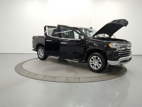 New 2026 Chevrolet Silverado 1500 LTZ w/ LPO, Dark Essentials Package AWD/4WD image 9