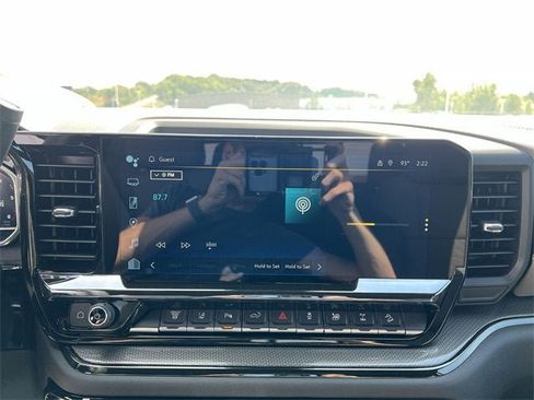 New 2025 Chevrolet Silverado 2500 ZR2 w/ Technology Package image 13