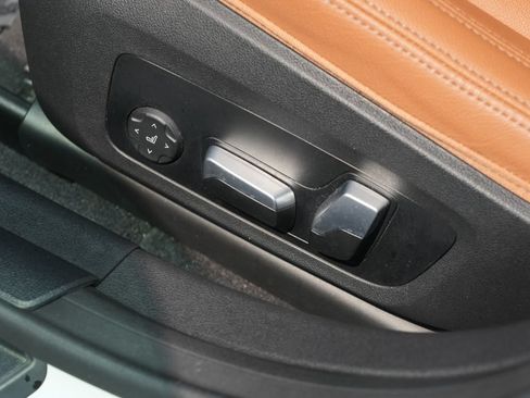 Certified 2023 BMW i4 eDrive40 w/ Premium Package RWD image 11