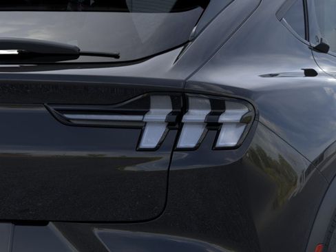 New 2026 Ford Mustang Mach-E Select RWD image 21