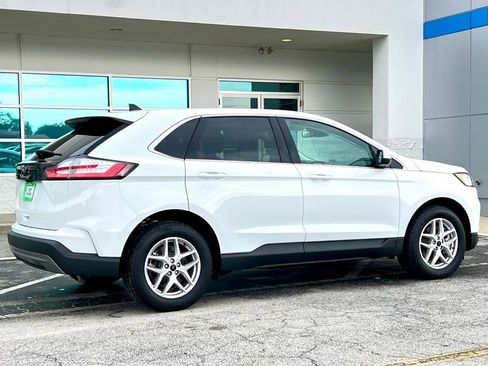 Used 2024 Ford Edge SEL image 4