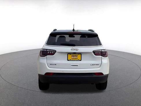 Used 2025 Jeep Compass Limited AWD/4WD image 12