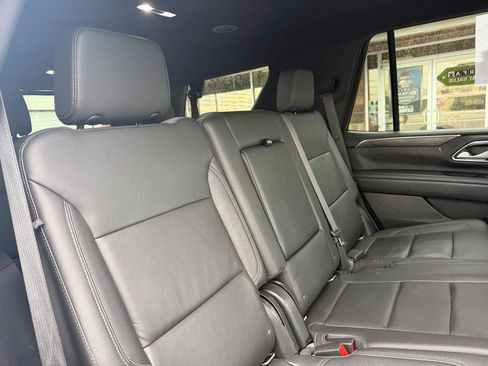 Used 2022 Chevrolet Tahoe LT w/ Luxury Package AWD/4WD image 25