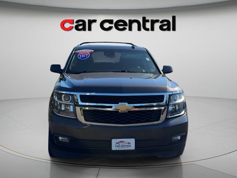Used 2017 Chevrolet Suburban LT AWD/4WD image 8