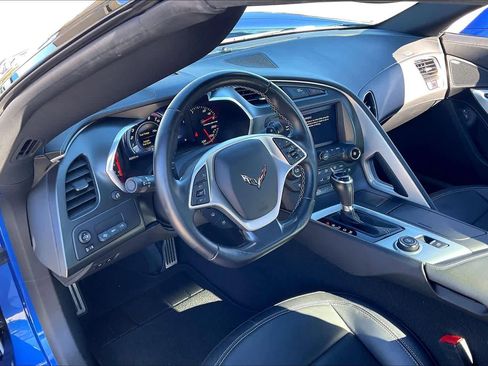 Used 2019 Chevrolet Corvette Stingray Coupe image 12