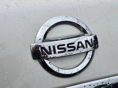 Used 2009 Nissan Altima 2.5 S w/ Convenience Pkg FWD image 17