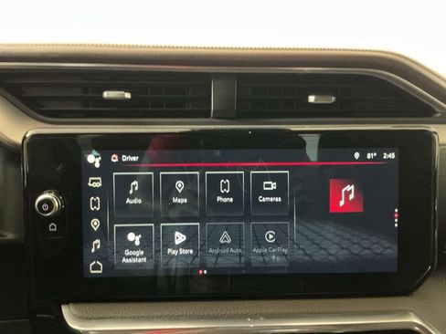 Used 2022 GMC Sierra 1500 Denali w/ Denali Reserve Package image 10