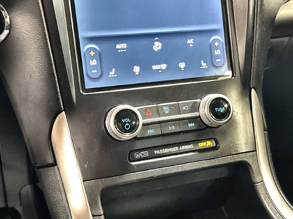 Used 2024 Ford Edge SEL AWD/4WD image 21