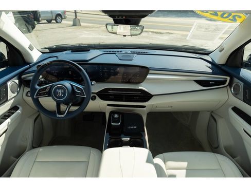 Used 2025 Buick Enclave Avenir w/ Super Cruise Package FWD image 34