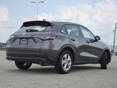 Used 2023 Honda HR-V LX image 17